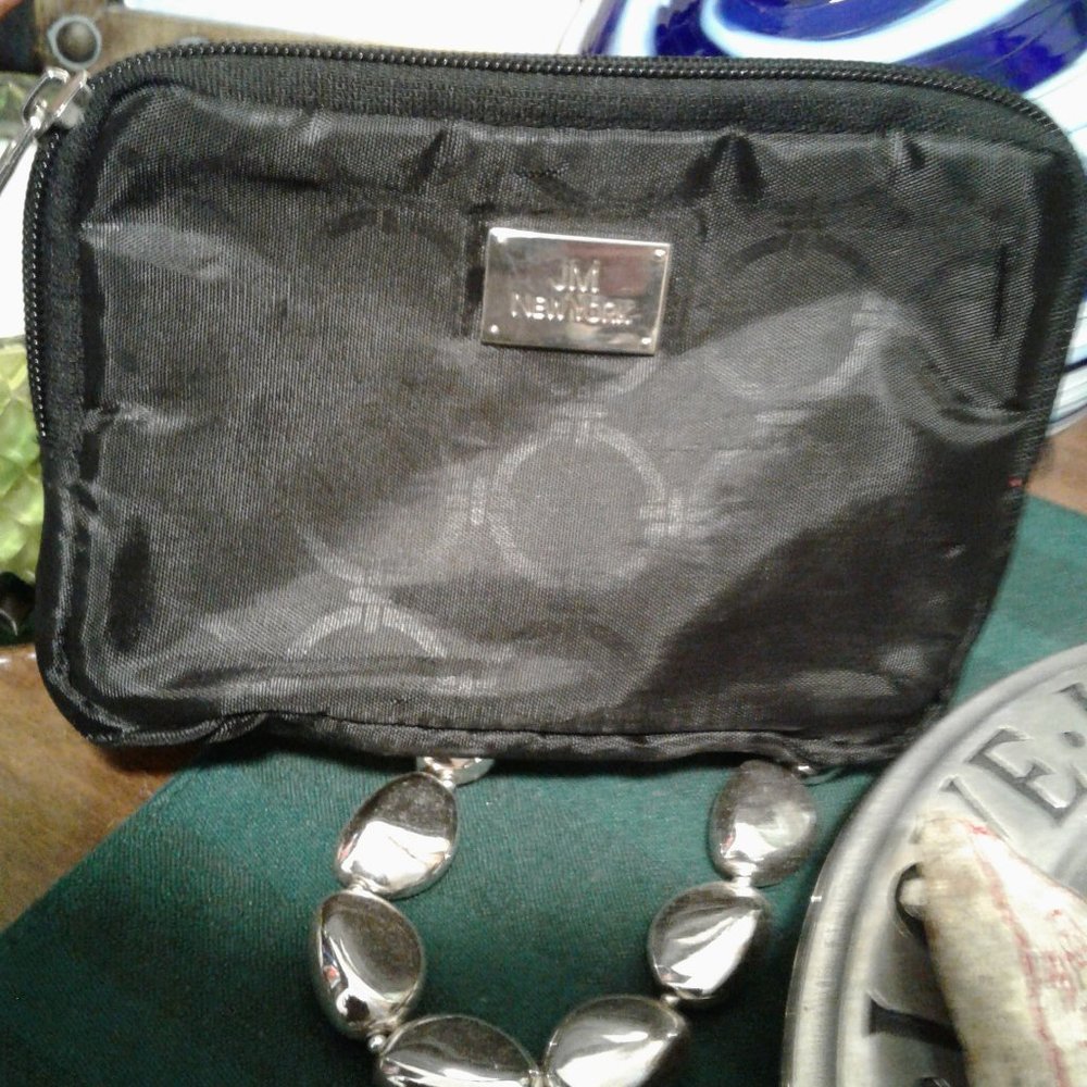 JM New York cosmetic bag